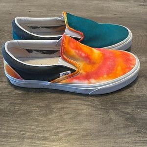 Vans mismatched tie dye slip on shoes men’s size 9 woman’s size 10.5